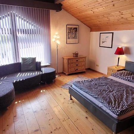 Ferienzimmer / Monteurzimmer Neumarkt Am Wallersee Eksteriør billede